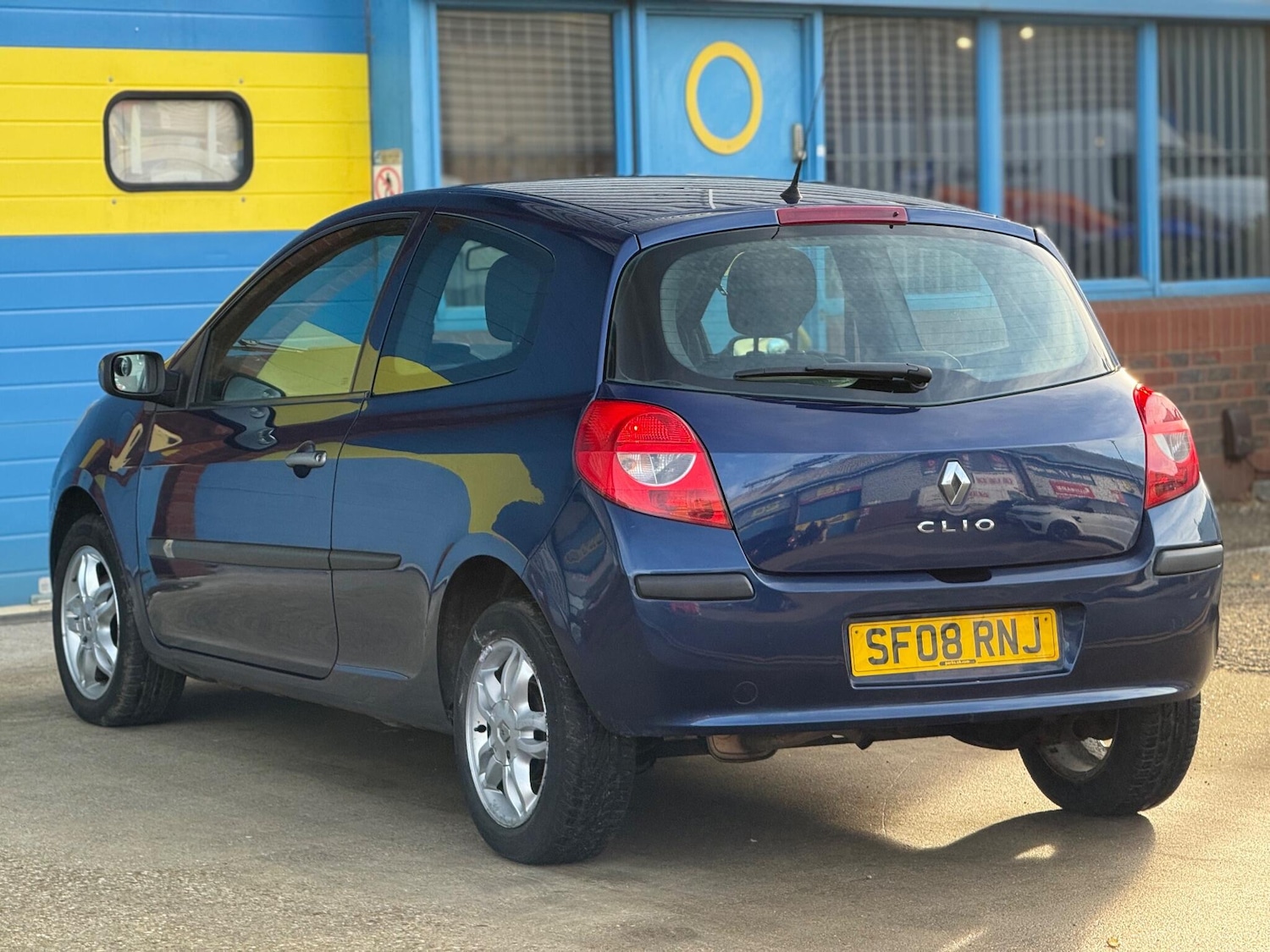 Used Renault Clio 2008 for sale - 76991458: Photo 4
