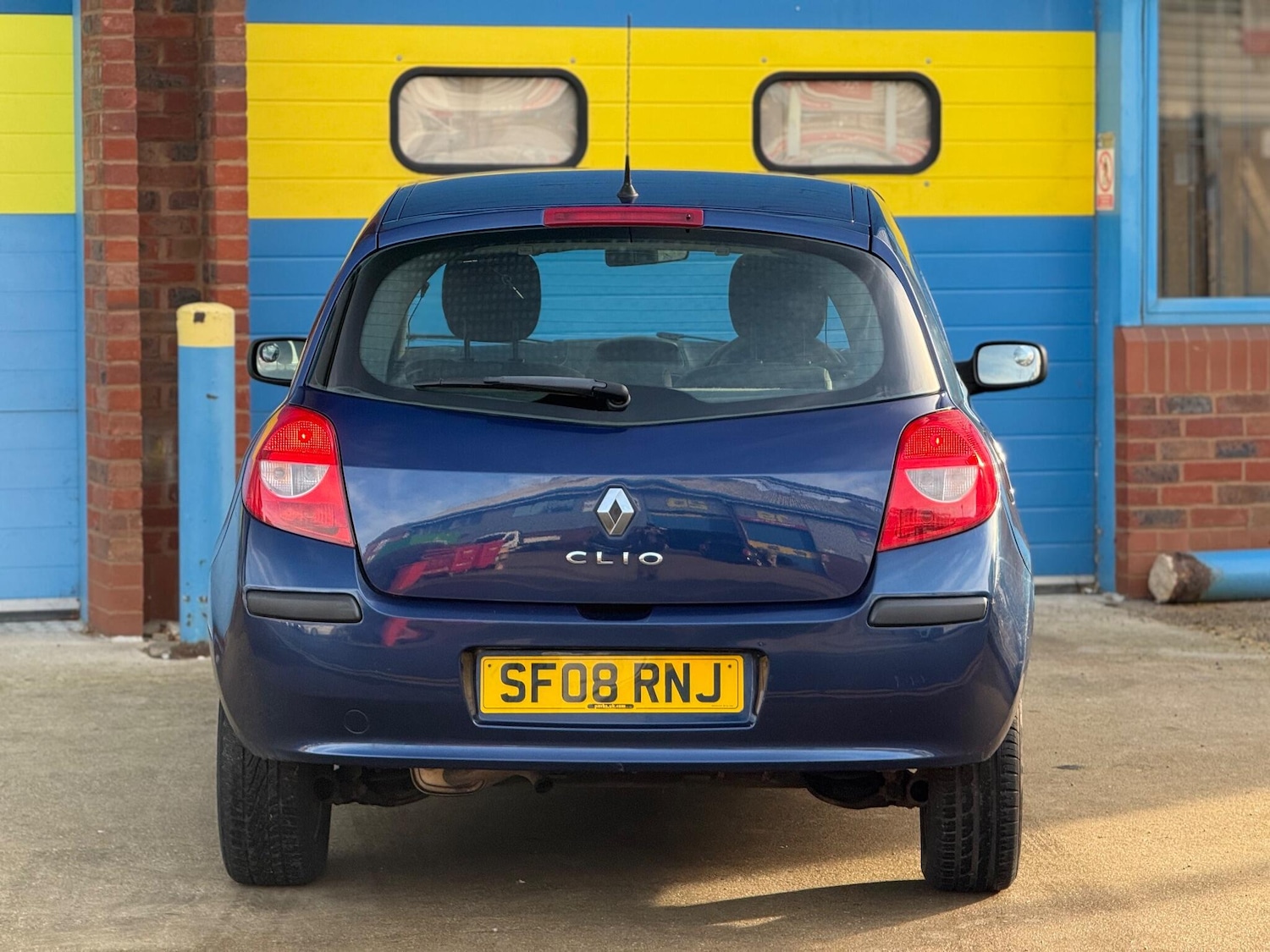 Used Renault Clio 2008 for sale - 76991458: Photo 44