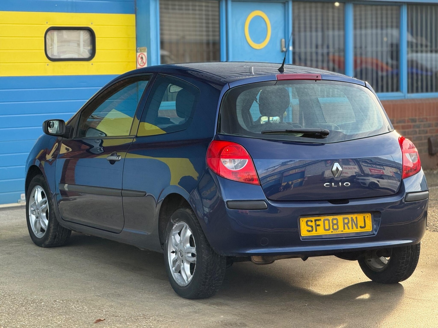 Used Renault Clio 2008 for sale - 76991458: Photo 62