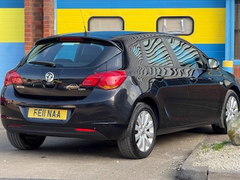 Used Vauxhall Astra 2011 for sale - 75364429: Photo