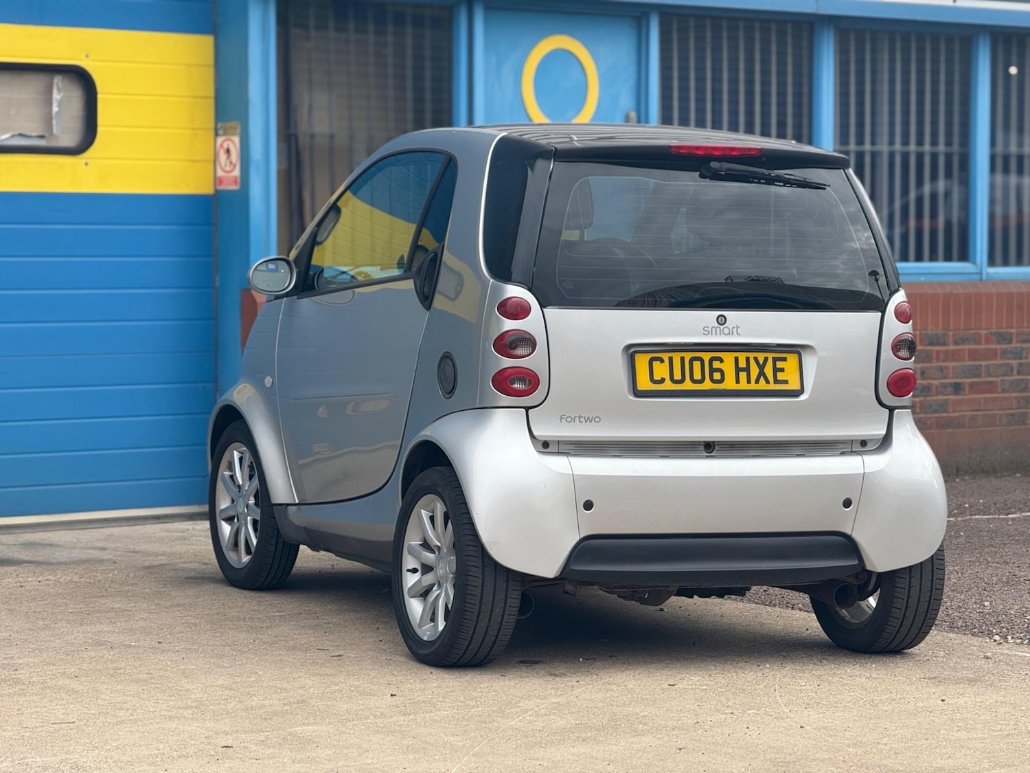 Vehicle 29