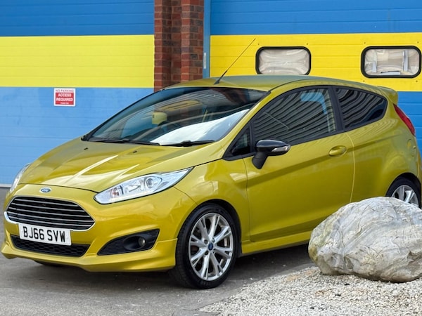 Used Ford Fiesta 2016 for sale - 74611717: Photo 74