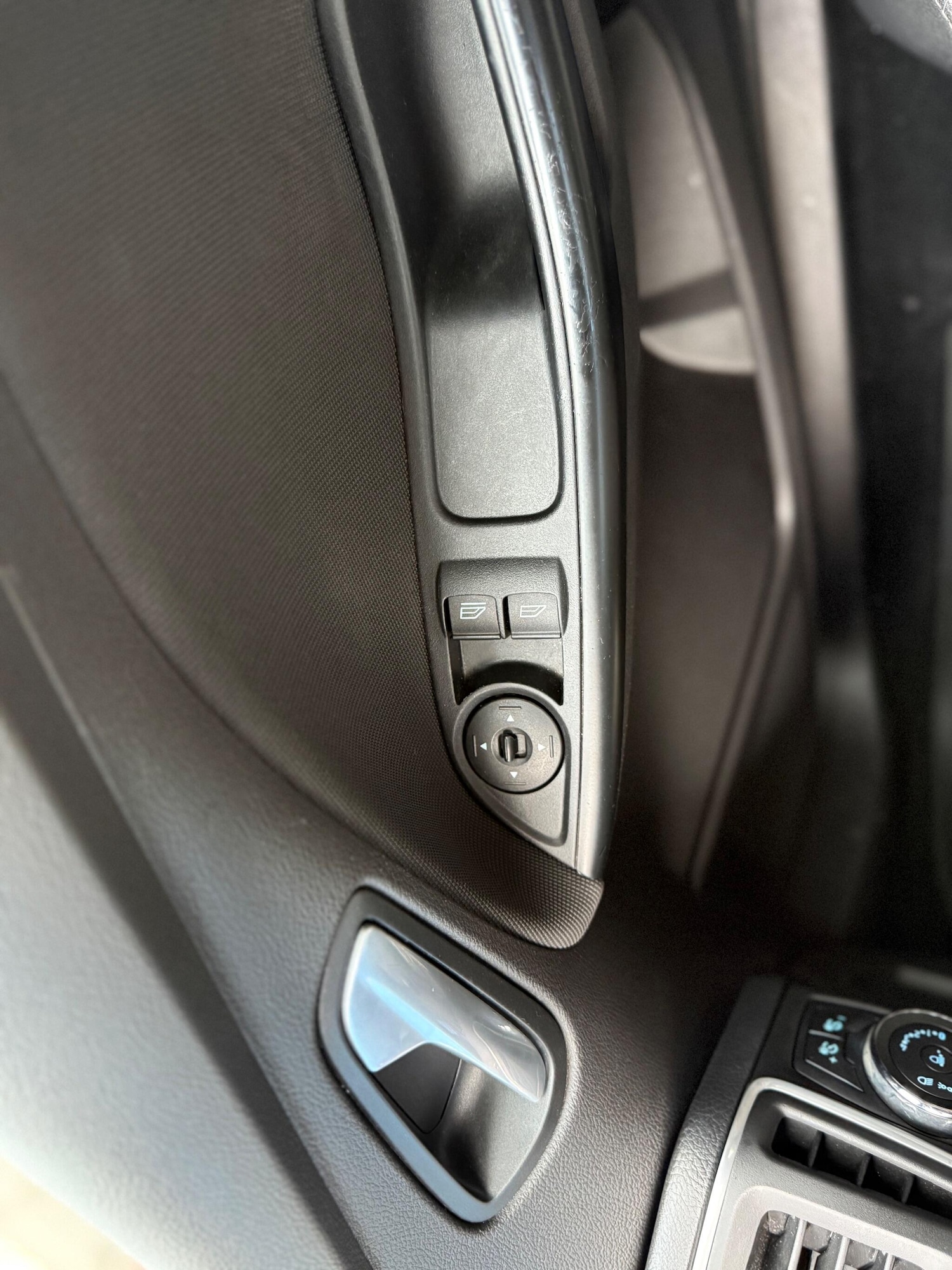 Used Ford Focus 2014 for sale - 76993856: Photo 18