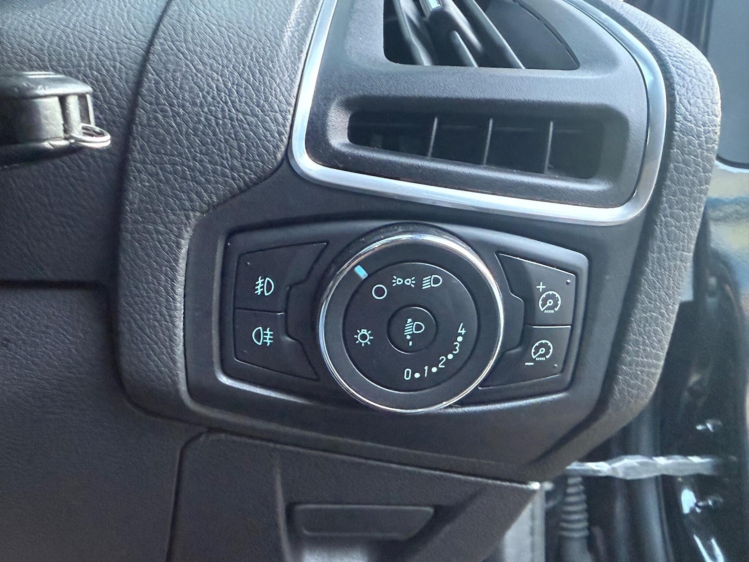 Used Ford Focus for sale - 76538659: Photo 37