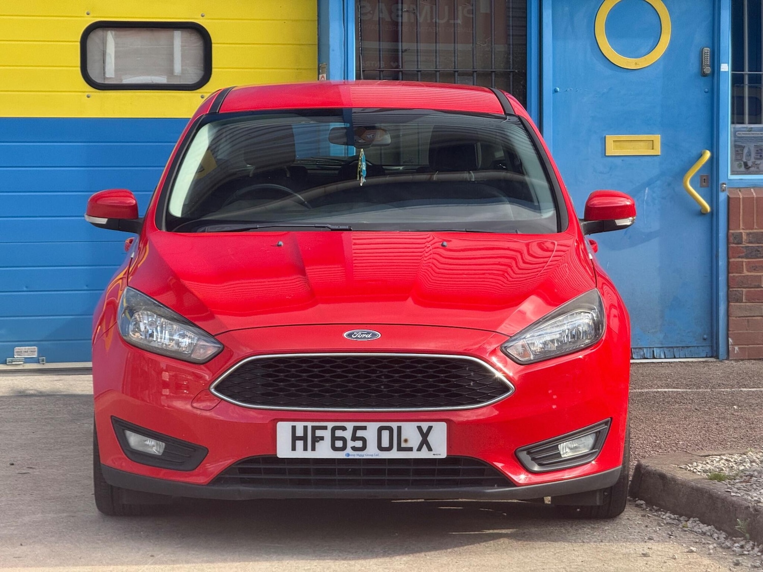 Used Ford Focus 2015 for sale - 76247310: Photo 2