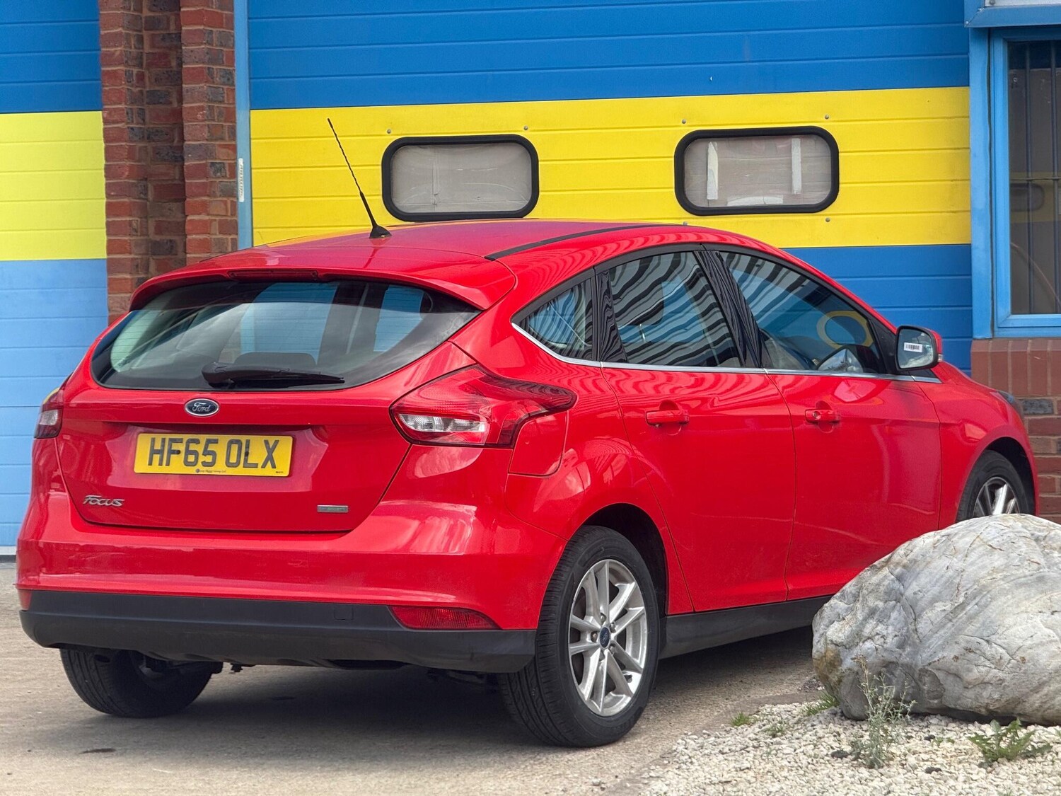 Used Ford Focus 2015 for sale - 76247310: Photo 21