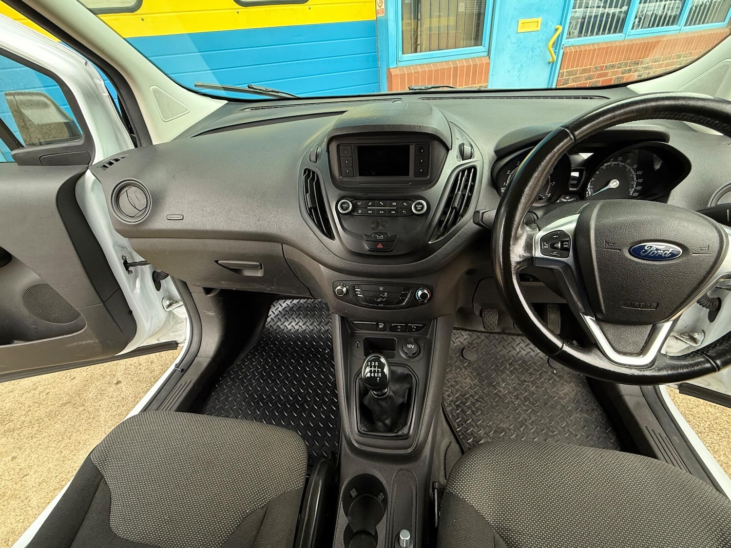 Used Ford Transit Courier 2020 for sale - 76619944: Photo 10