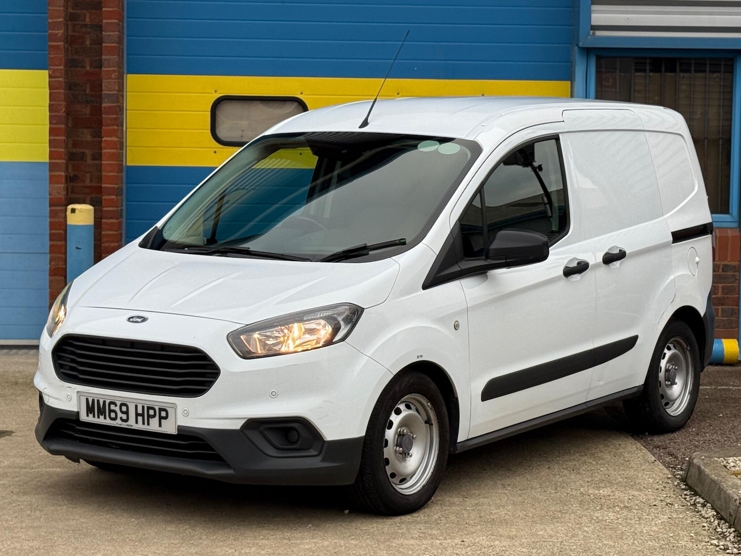 Used Ford Transit Courier 2020 for sale - 76619944: Photo 13