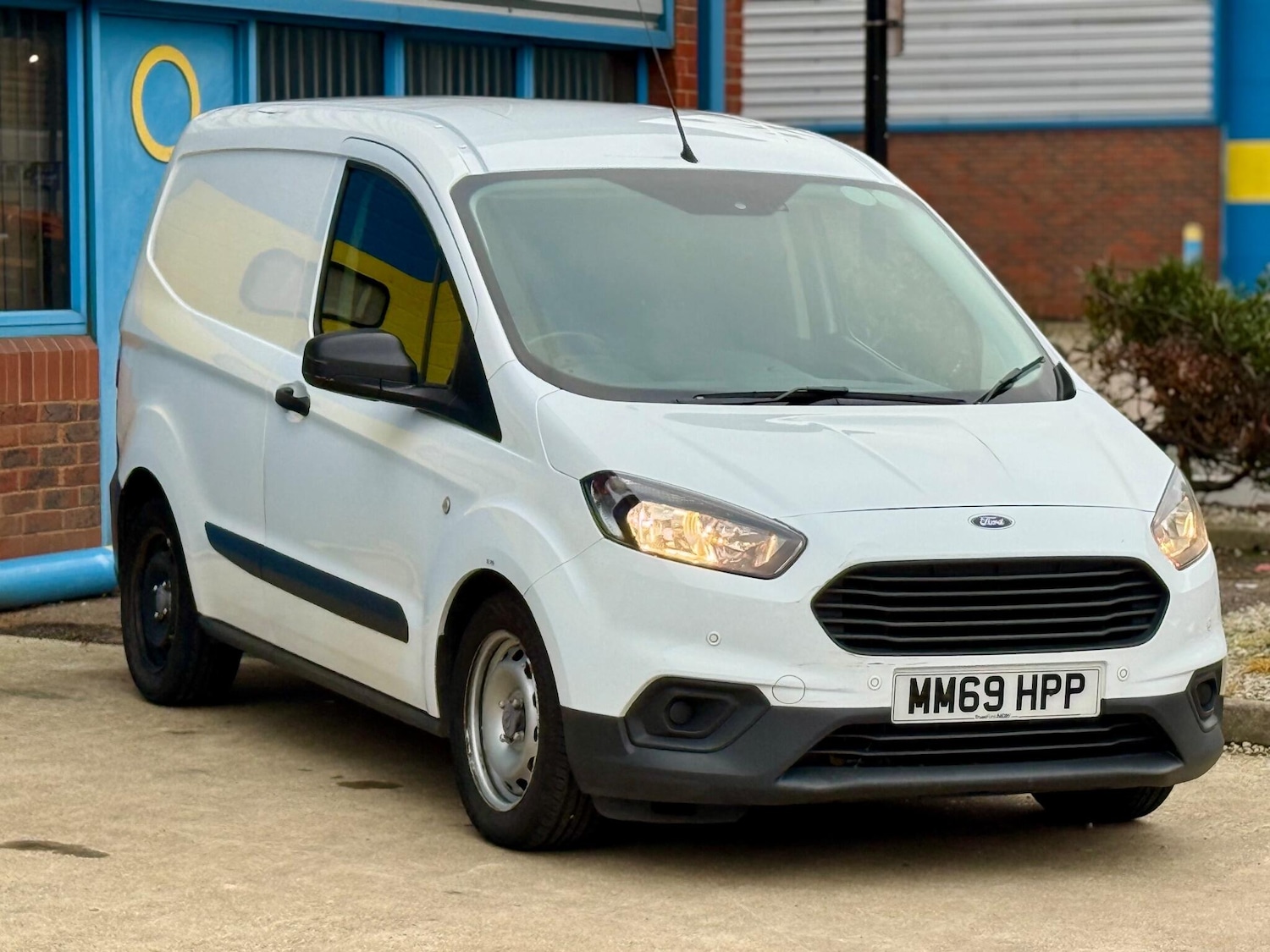 Used Ford Transit Courier 2020 for sale - 76619944: Photo 52
