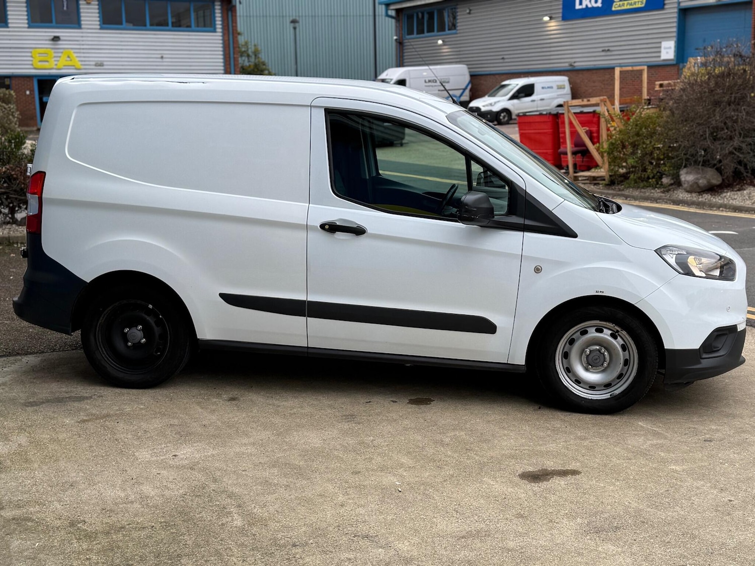 Used Ford Transit Courier 2020 for sale - 76619944: Photo 53