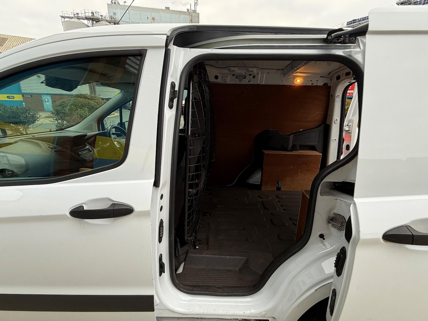 Used Ford Transit Courier 2020 for sale - 76619944: Photo 57