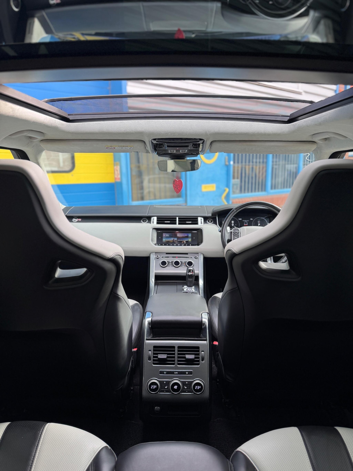 Used Land Rover Range Rover Sport 2017 for sale - 76381171: Photo 40