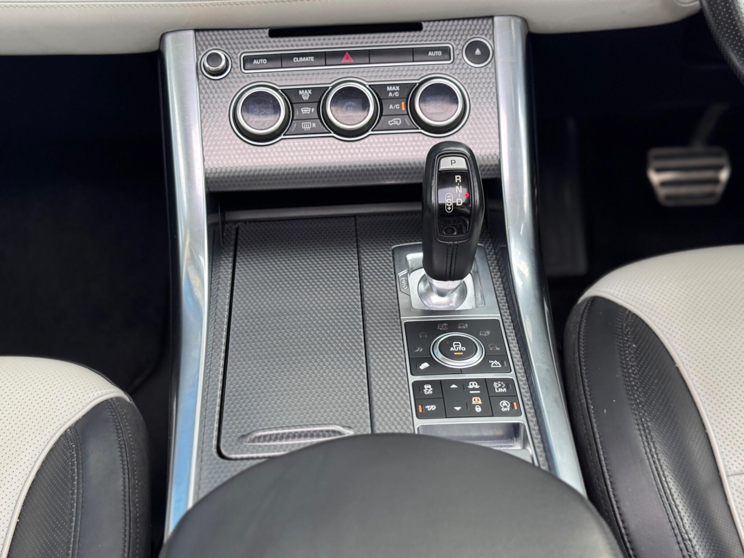 Used Land Rover Range Rover Sport 2017 for sale - 76381171: Photo 41