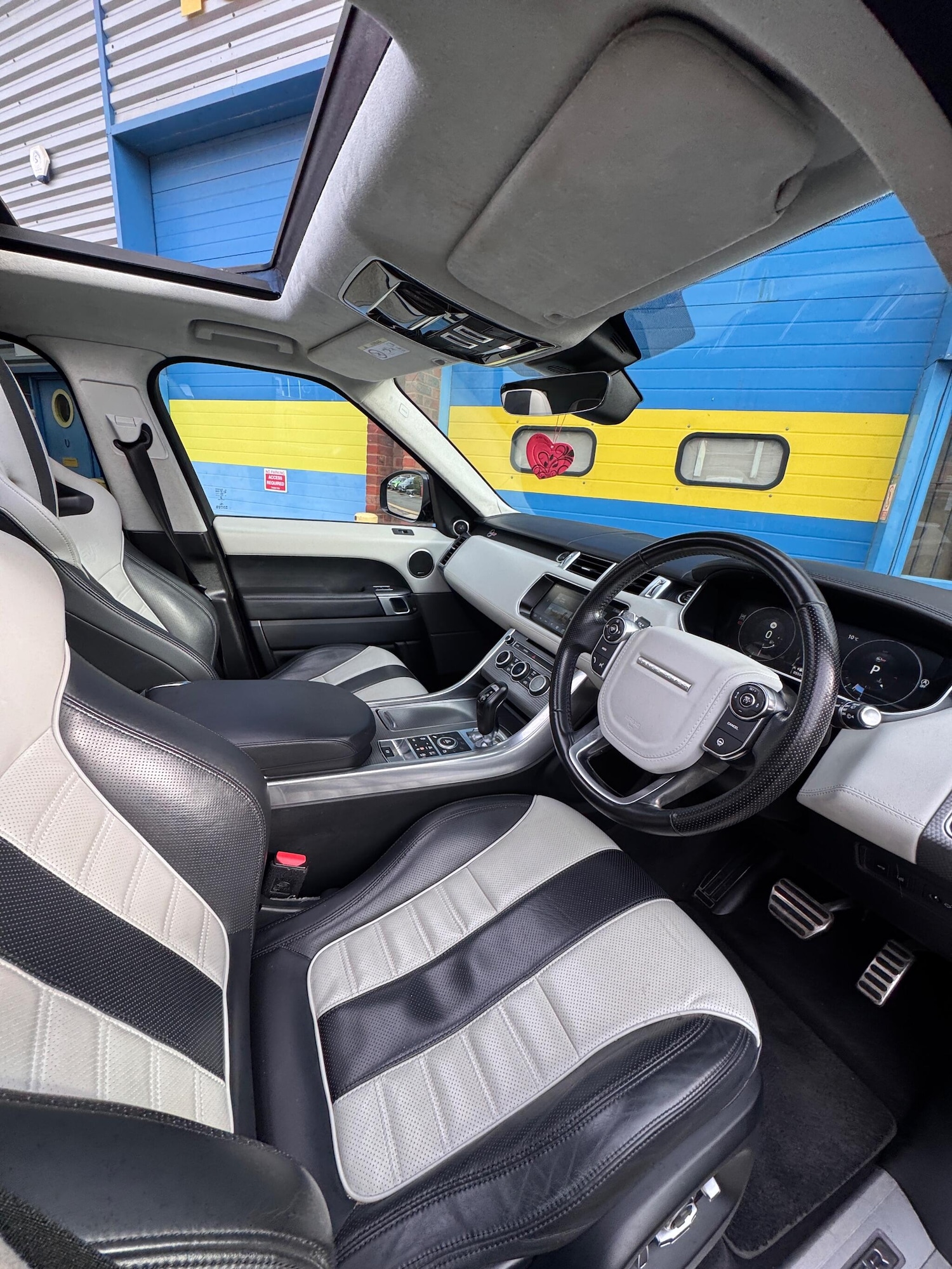 Used Land Rover Range Rover Sport 2017 for sale - 76381171: Photo 45