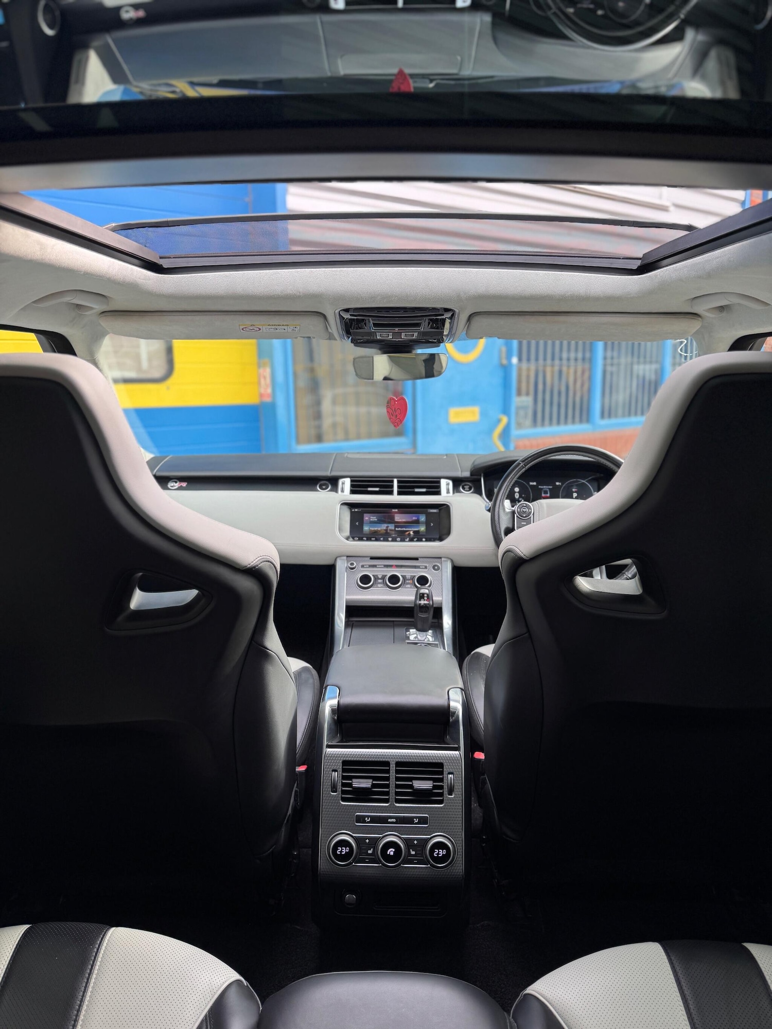Used Land Rover Range Rover Sport 2017 for sale - 76381171: Photo 74
