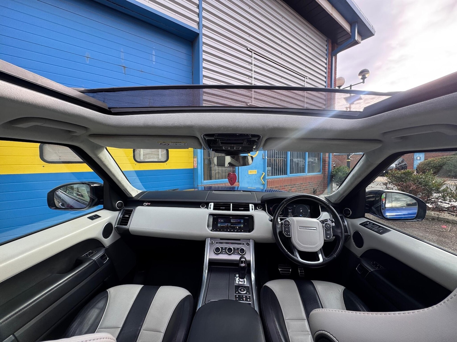 Used Land Rover Range Rover Sport 2017 for sale - 76381171: Photo 78