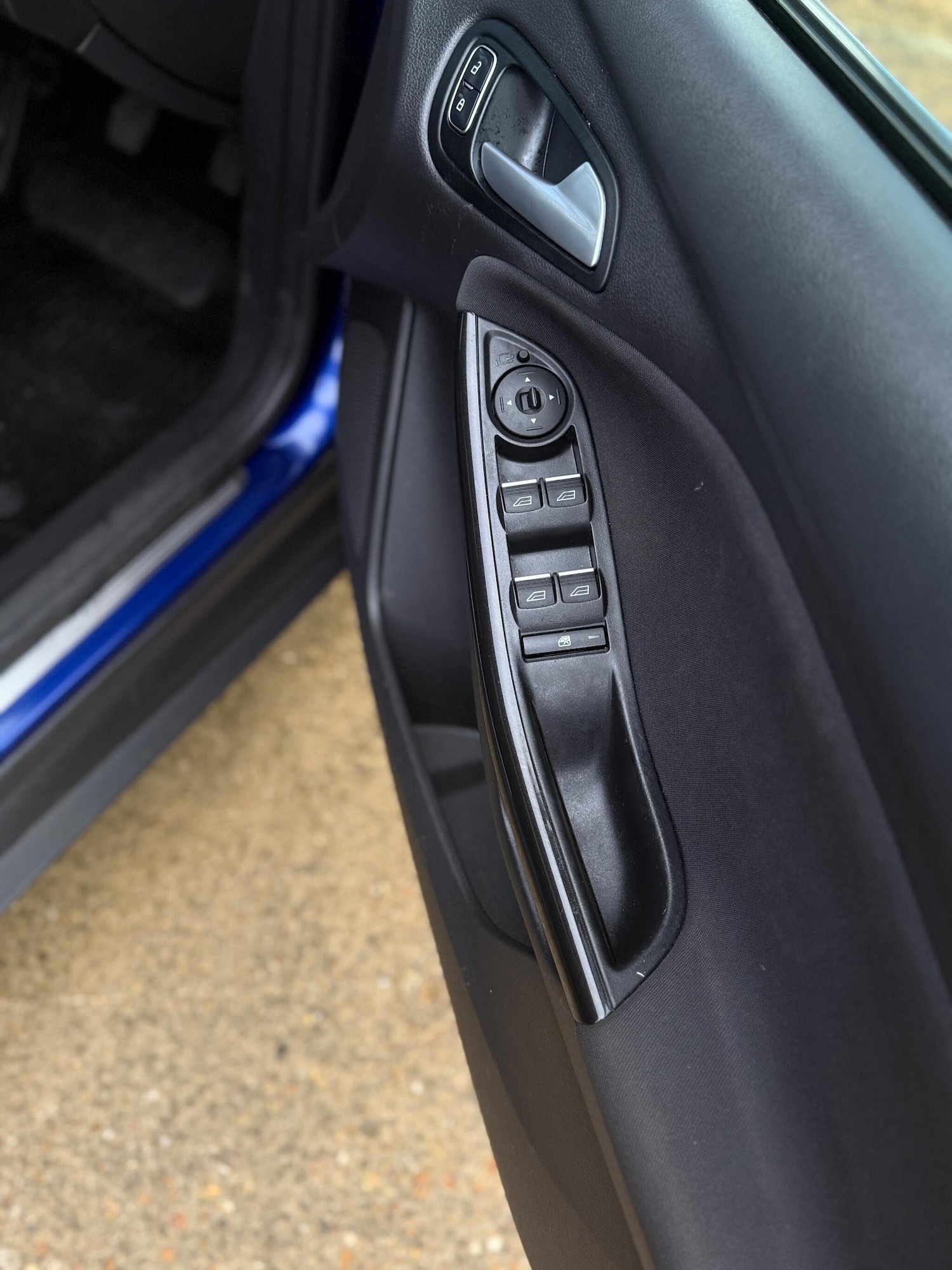 Used Ford Focus 2015 for sale - 76700835: Photo 17