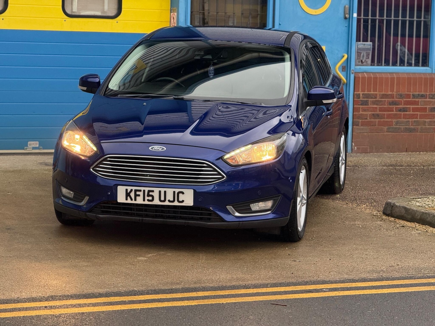 Used Ford Focus 2015 for sale - 76700835: Photo 3