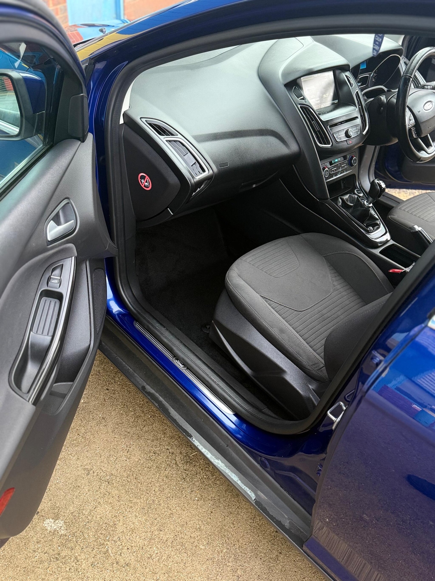 Used Ford Focus 2015 for sale - 76700835: Photo 51