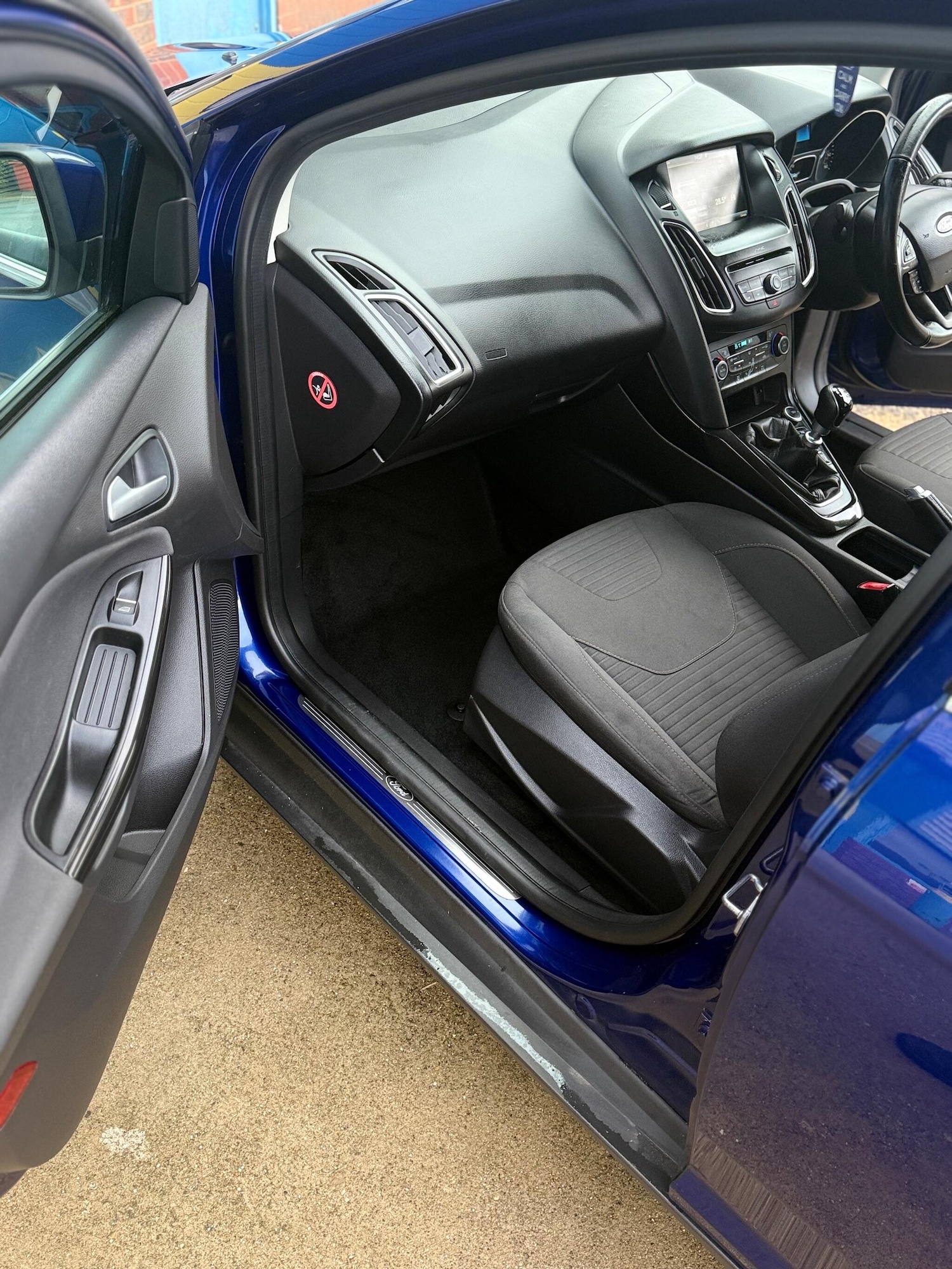 Used Ford Focus 2015 for sale - 76700835: Photo 80