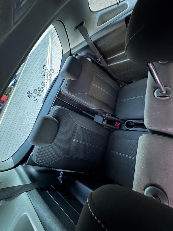 Used Vauxhall Zafira Tourer 2015 for sale - 76247100: Photo 10