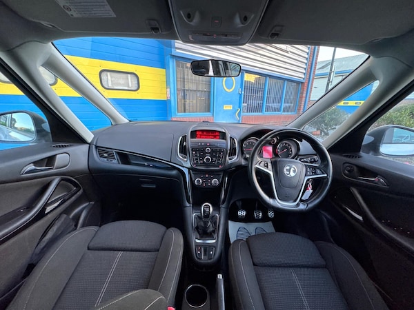 Used Vauxhall Zafira Tourer 2015 for sale - 76247100: Photo 12