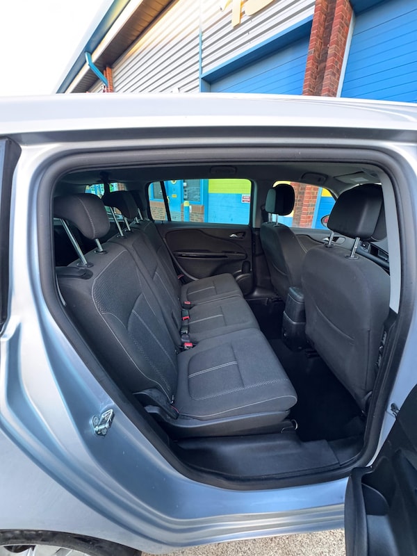 Used Vauxhall Zafira Tourer 2015 for sale - 76247100: Photo 23