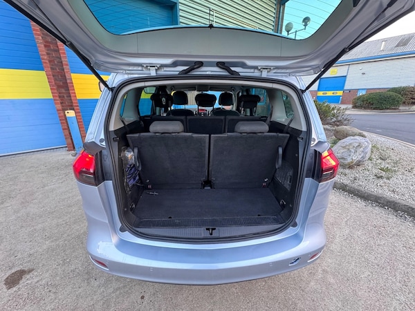 Used Vauxhall Zafira Tourer 2015 for sale - 76247100: Photo 25