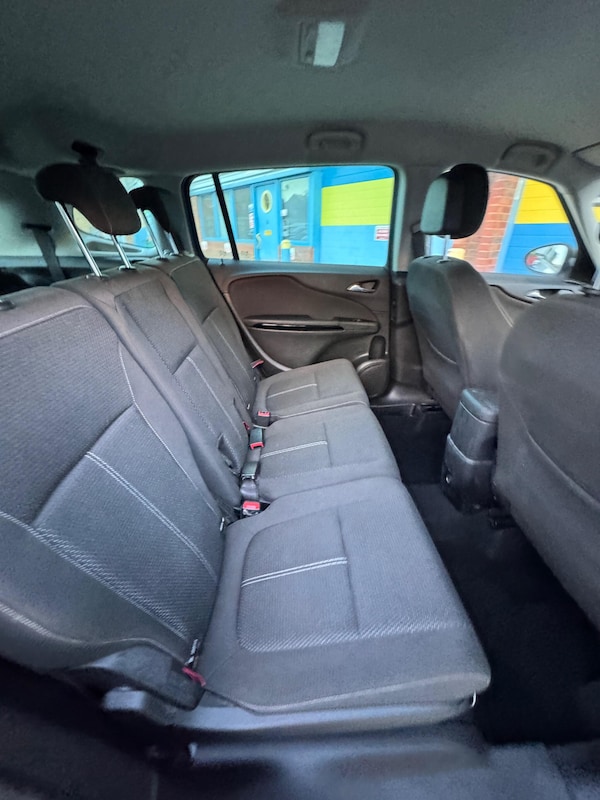 Used Vauxhall Zafira Tourer 2015 for sale - 76247100: Photo 34