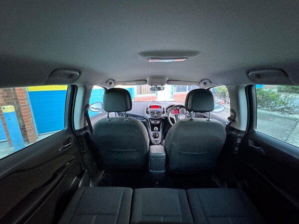 Used Vauxhall Zafira Tourer 2015 for sale - 76247100: Photo 35
