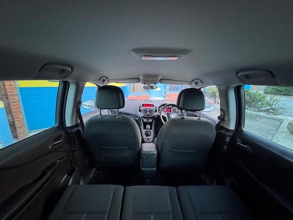 Used Vauxhall Zafira Tourer 2015 for sale - 76247100: Photo 36
