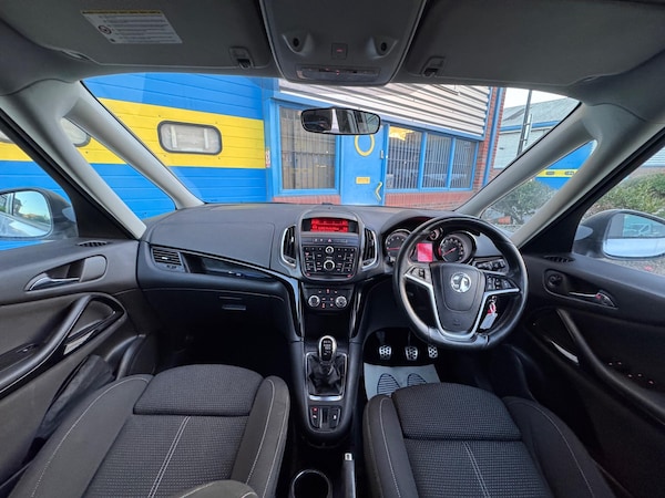 Used Vauxhall Zafira Tourer 2015 for sale - 76247100: Photo 46