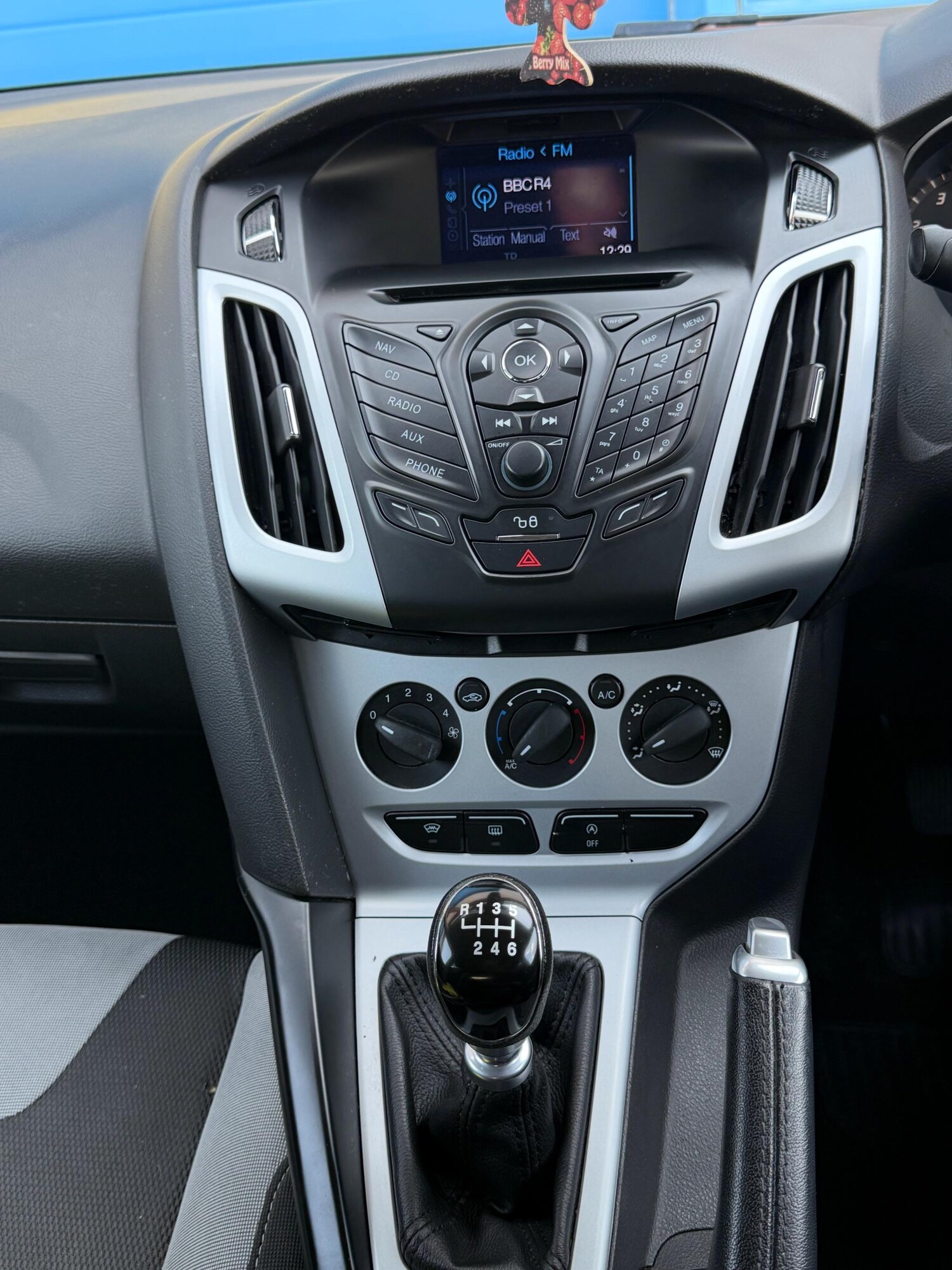 Used Ford Focus 2014 for sale - 76200940: Photo 100