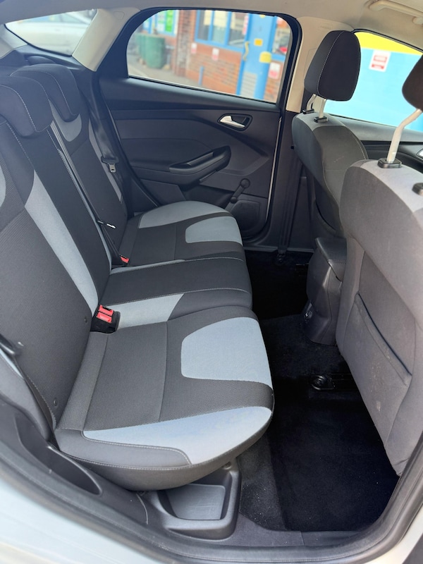 Used Ford Focus 2014 for sale - 76200940: Photo 24