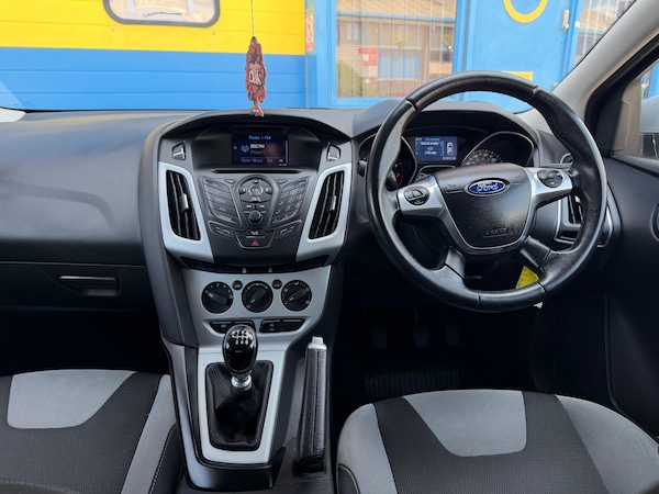 Used Ford Focus 2014 for sale - 76200940: Photo 29