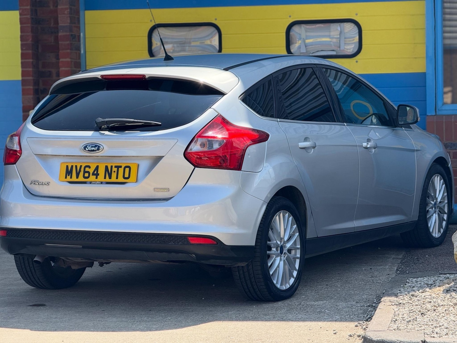 Used Ford Focus 2014 for sale - 76200940: Photo 7