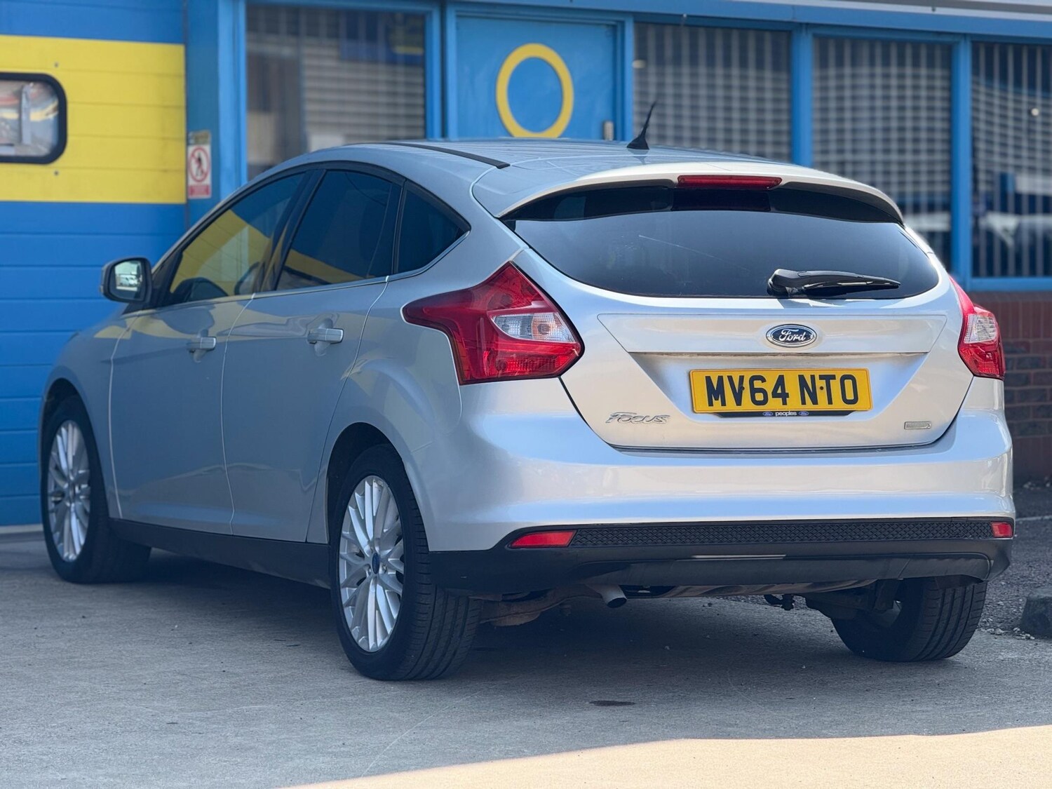 Used Ford Focus 2014 for sale - 76200940: Photo 8