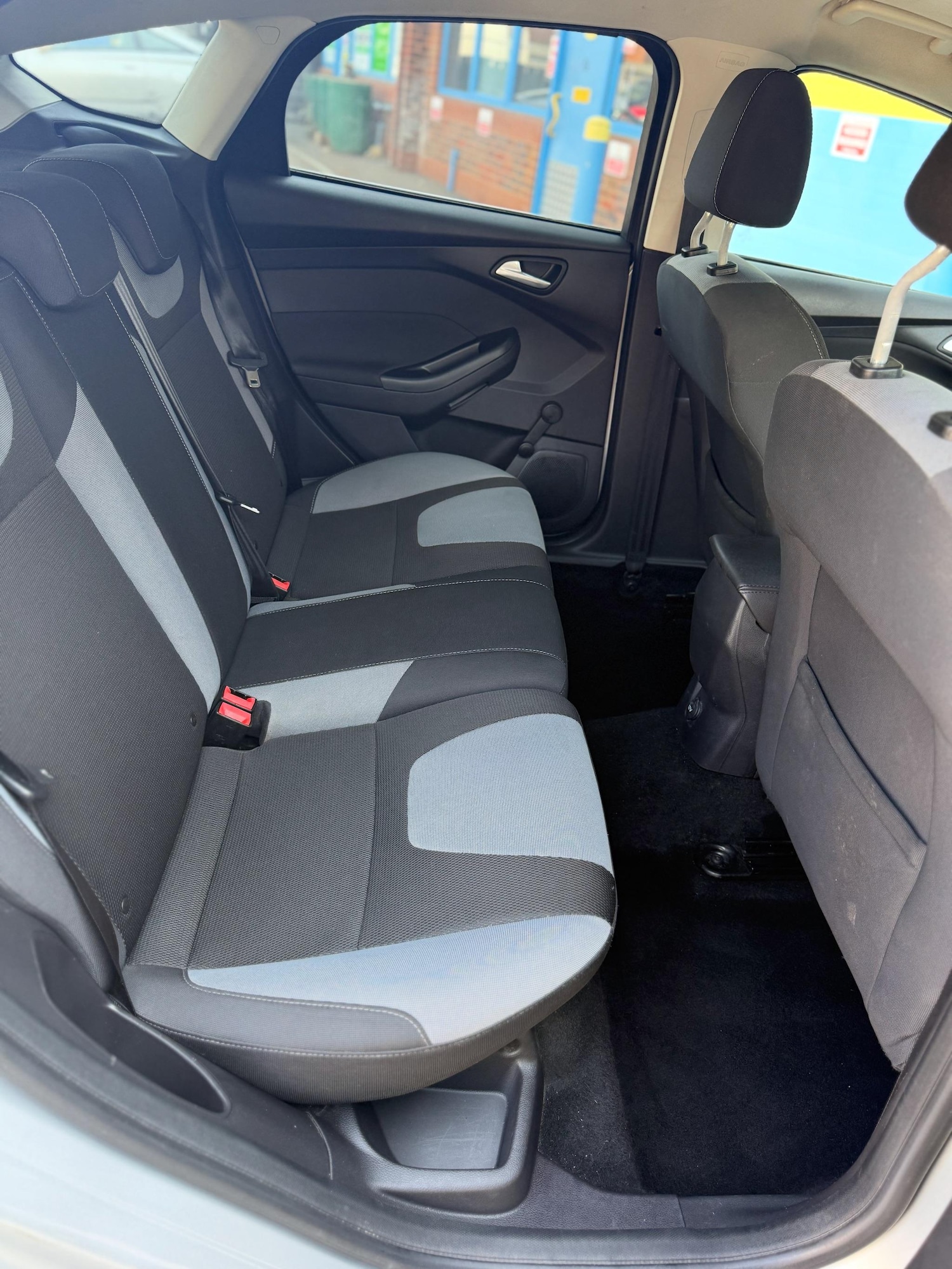 Used Ford Focus 2014 for sale - 76200940: Photo 9