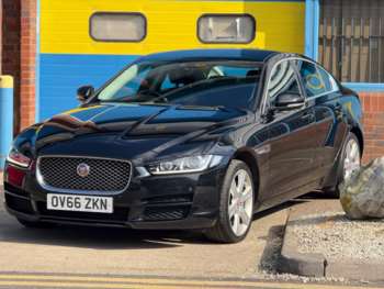 Used Jaguar XE 2016 for sale - 74489411: Photo