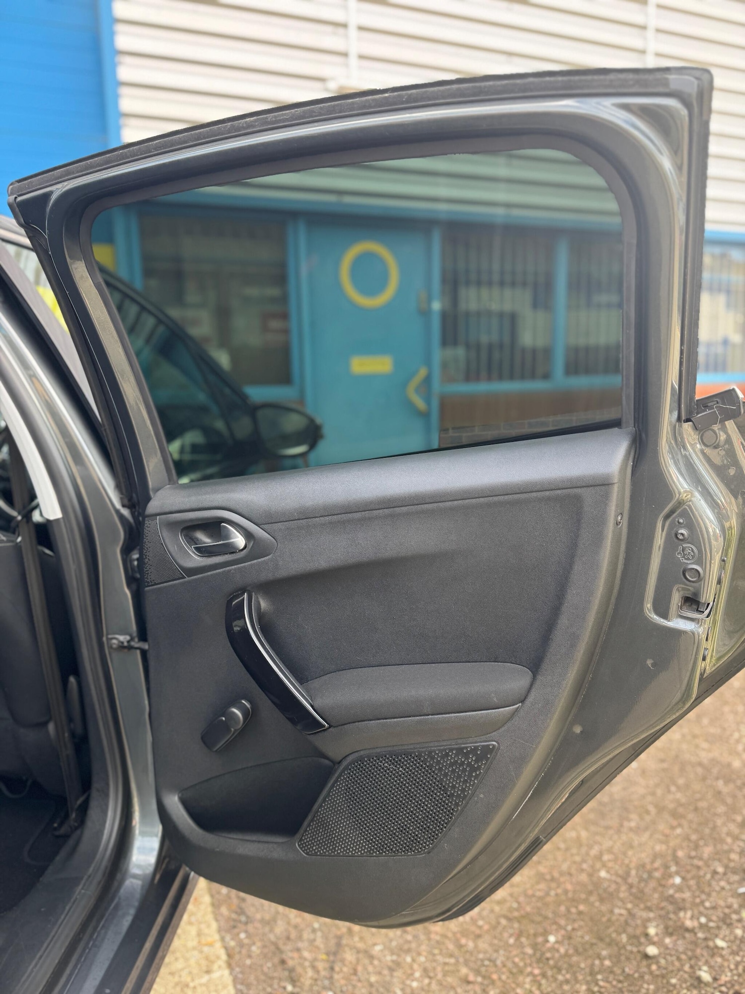 Used Peugeot 208 2016 for sale - 76472913: Photo 27