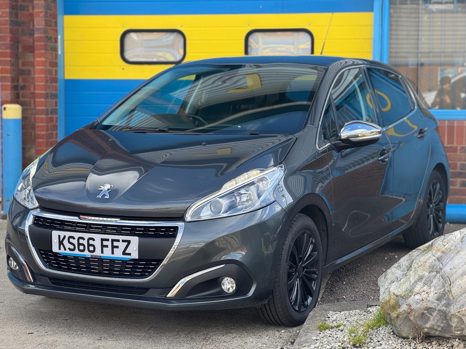 Used Peugeot 208 2016 for sale - 76472913: Photo 8