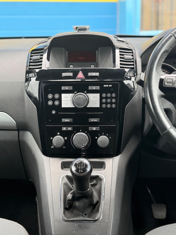 Used Vauxhall Zafira 2013 for sale - 75464106: Photo 33