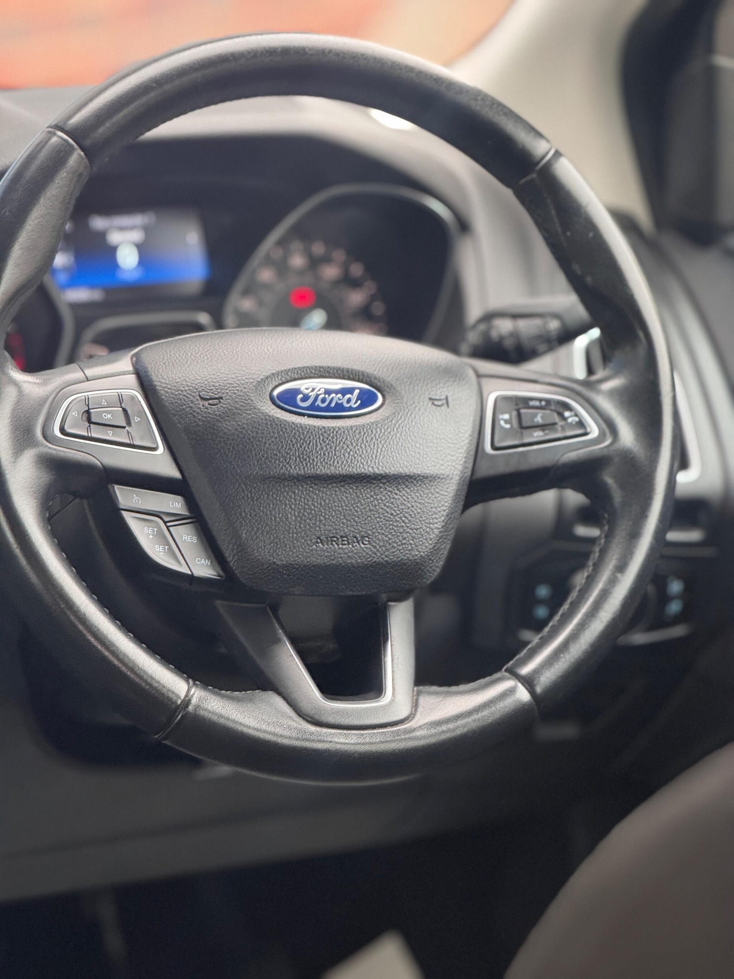 Used Ford Focus 2015 for sale - 76993516: Photo 17