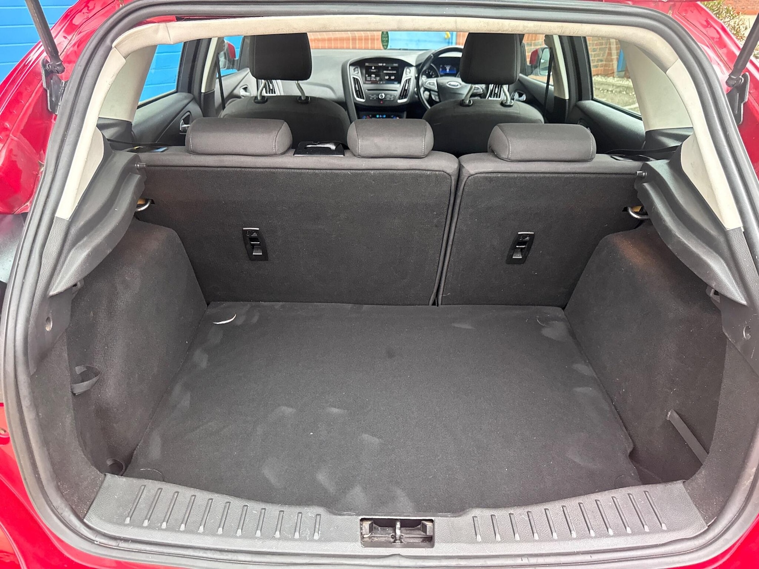 Used Ford Focus 2015 for sale - 76993516: Photo 21