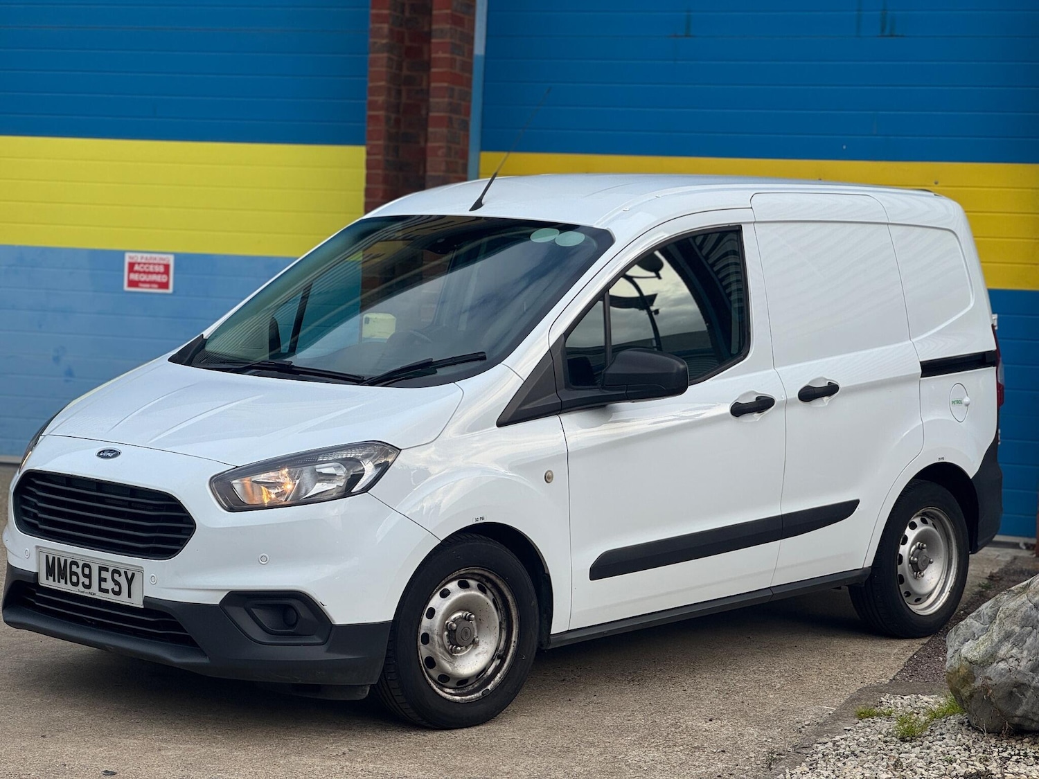 Used Ford Transit Courier 2020 for sale - 76472919: Photo 13
