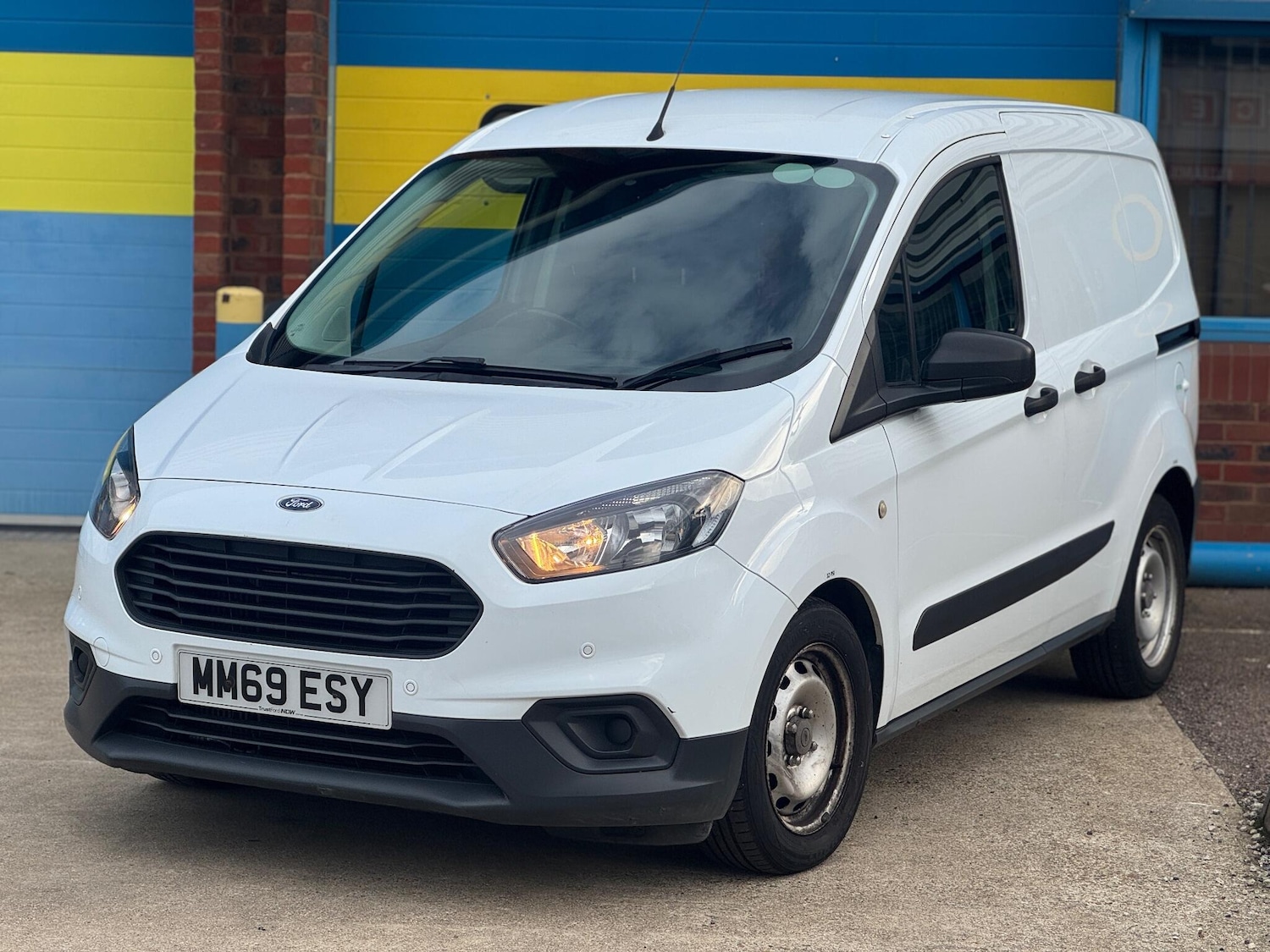 Used Ford Transit Courier 2020 for sale - 76472919: Photo 14