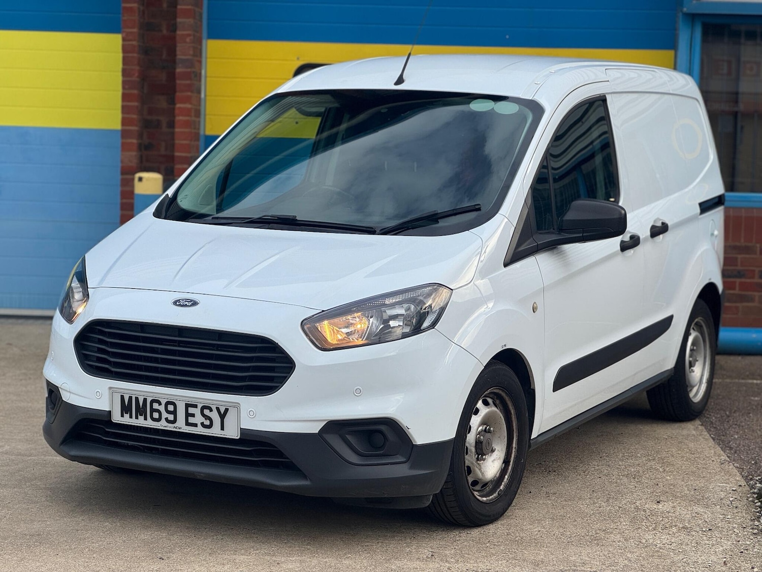 Used Ford Transit Courier 2020 for sale - 76472919: Photo 15