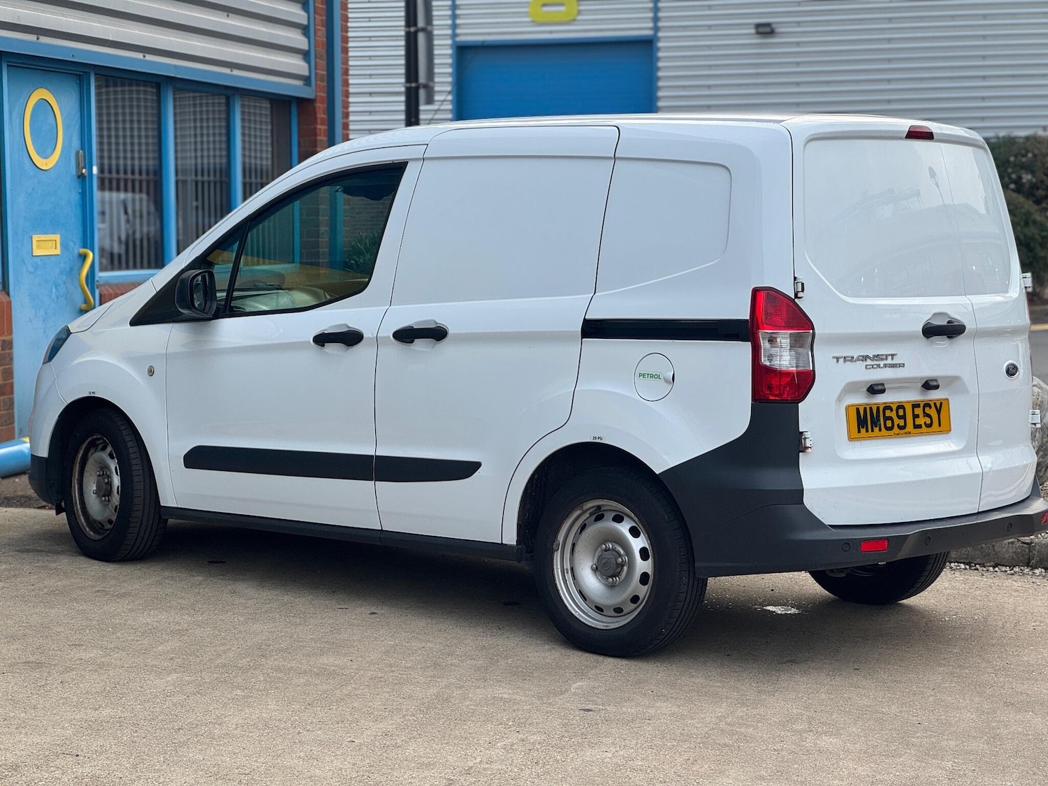 Used Ford Transit Courier 2020 for sale - 76472919: Photo 19