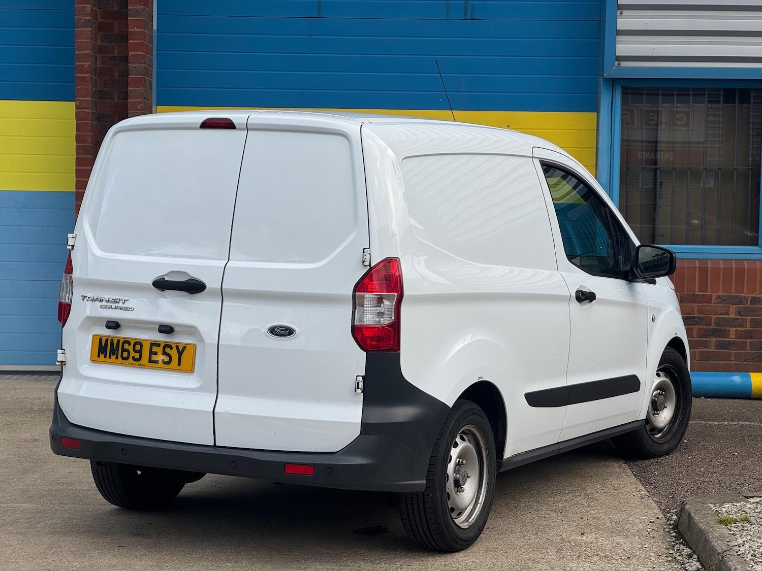 Used Ford Transit Courier 2020 for sale - 76472919: Photo 25