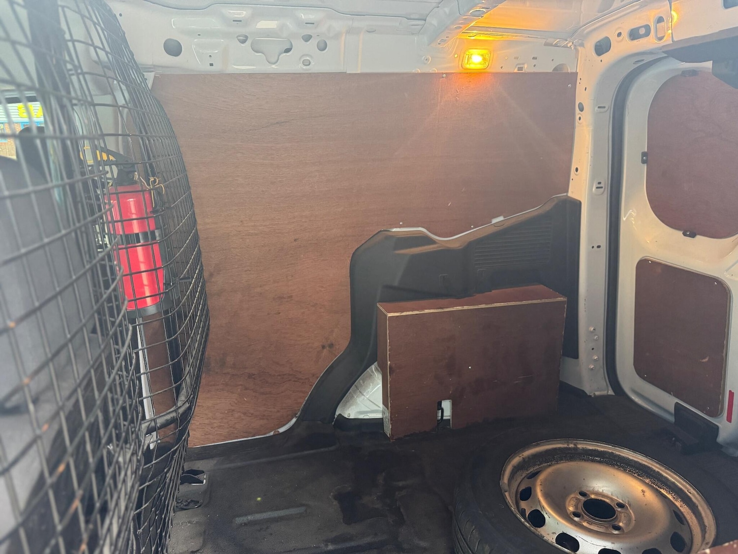 Used Ford Transit Courier 2020 for sale - 76472919: Photo 41